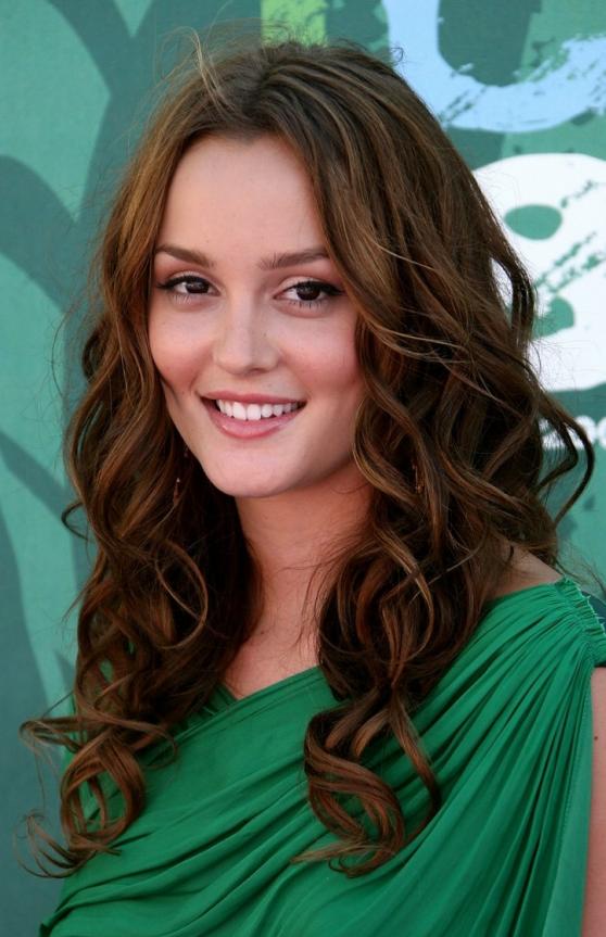 Inspiration of May Leighton Meester aka Blair Waldorf