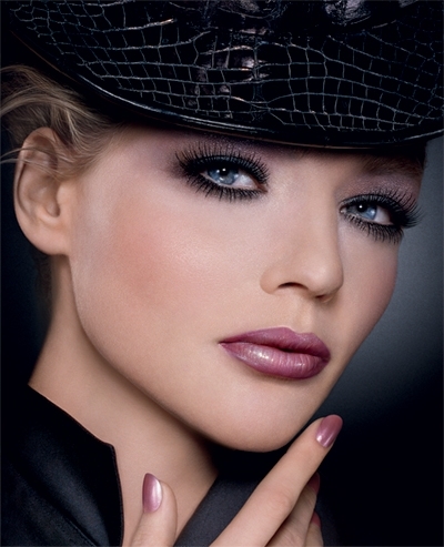 Dior's makeup collections Just take a look at Dior Fall 2009 for eg