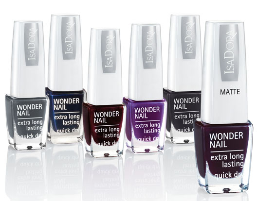 New Fall-Winter 2009 Collection of Nail Polishes by IsaDora