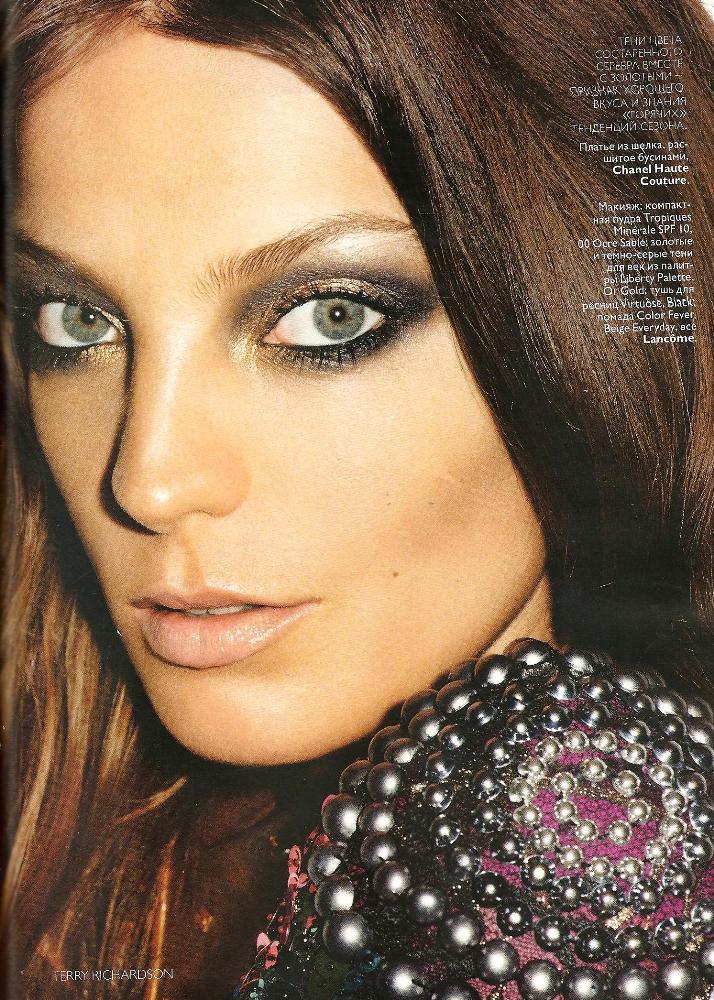 vogue november daria werbowy Photo is from Vogue Russia