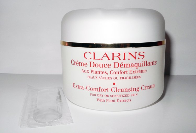 Clarins Cleansing Cream for Dry and Sensitive Skin Review