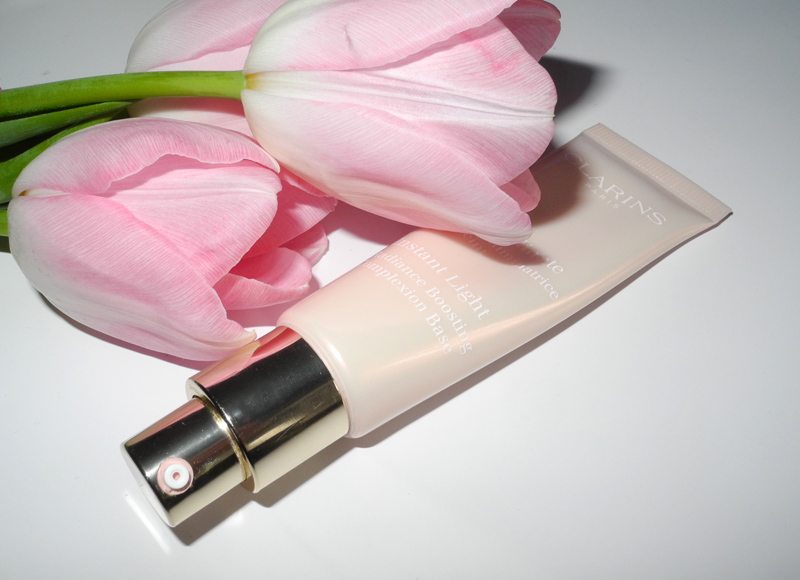 Clarins Instant Light Radiance Boosting Complexion Base in 01 Rose Review and Swatches