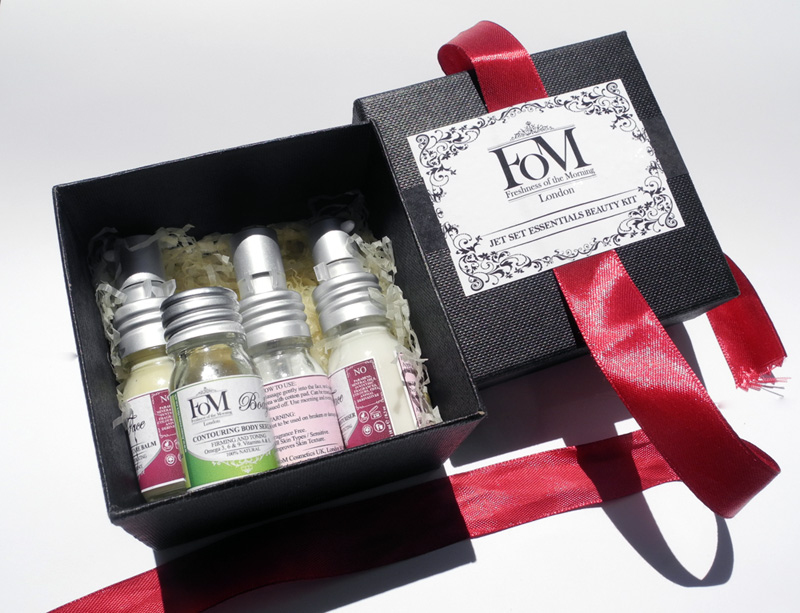 FOM London Jet Set Essential Beauty Kit  review