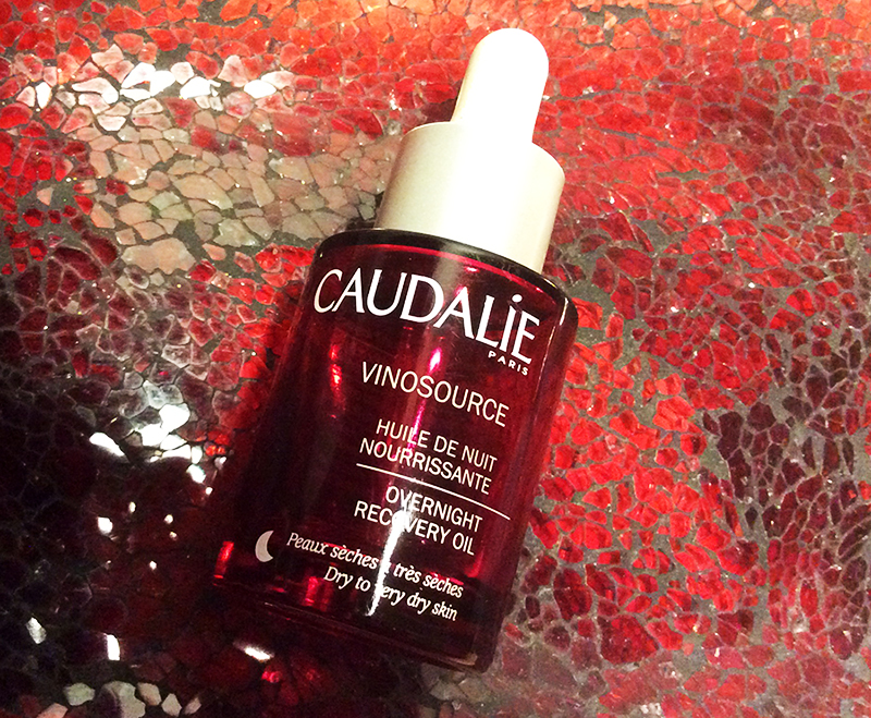 Caudalie Vinosource Overnight Recovery Oil Review